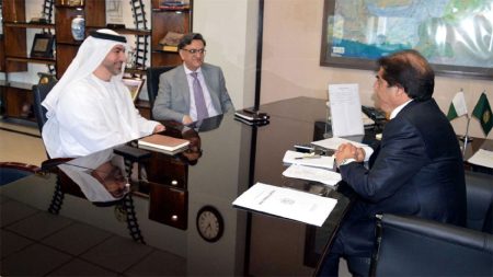 Pakistan and UAE Expand Partnership with Major Railway Development Deal