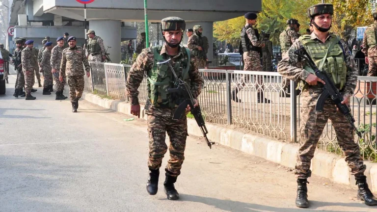 Gunmen Kill 24 Tourists in Deadly Kashmir Attack
