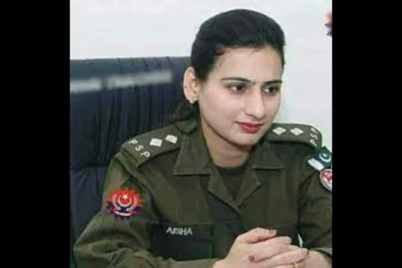 Punjab Police Superintendent Aisha Butt Wins Prestigious International Award