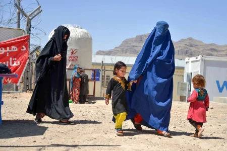 Taliban Urges Pakistan to Halt Afghan Deportations as Deadline Passes