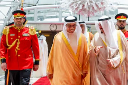 Sheikh Mansour bin Zayed Al Nahyan Begins Official Visit to Kuwait