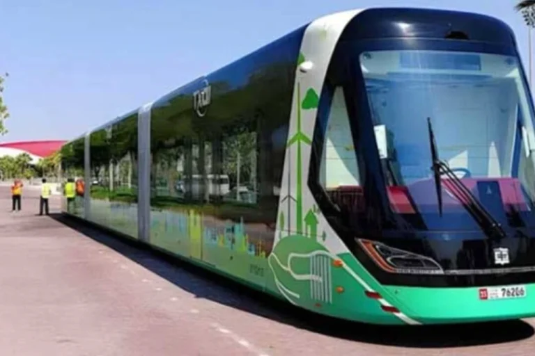 Electric Tram to Start Running on Lahore’s Canal Road