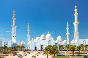 Sheikh Zayed Grand Mosque Cultural Landmark in Abu Dhabi