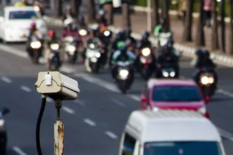 Sindh introduces TRACS e-Ticketing System Sindh introduces TRACS e-Ticketing System