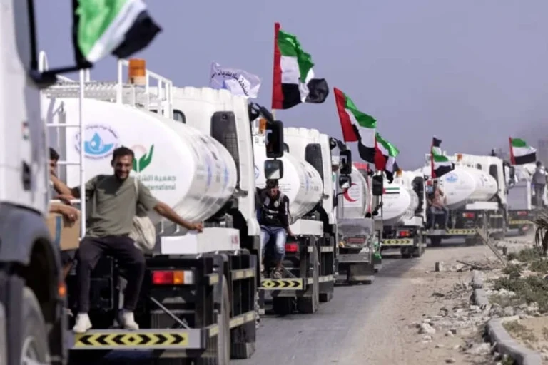 UAE Dispatches Largest Convoy of Water Tankers to Northern Gaza UAE Dispatches Largest Convoy of Water Tankers to Northern Gaza