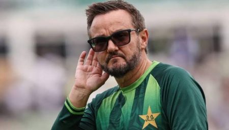 Mike Hesson Pakistan Test Head Coach